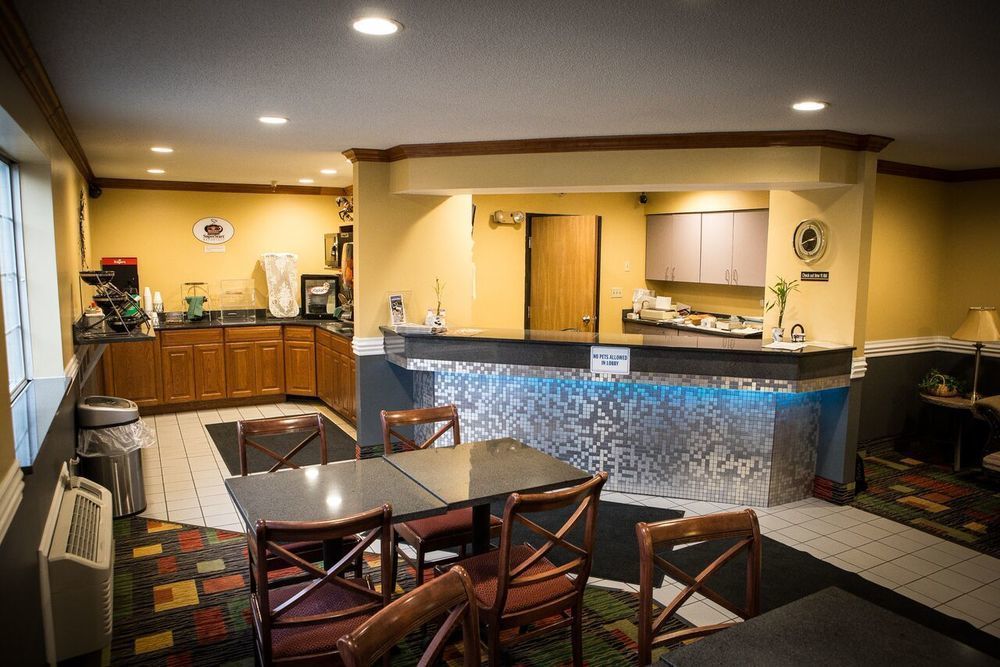 Regency Inn & Suites Anoka Dış mekan fotoğraf